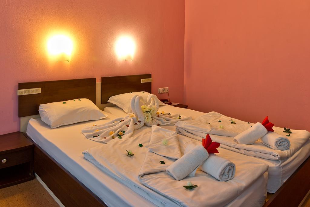 Family Hotel Gabrovo Ngoại thất bức ảnh